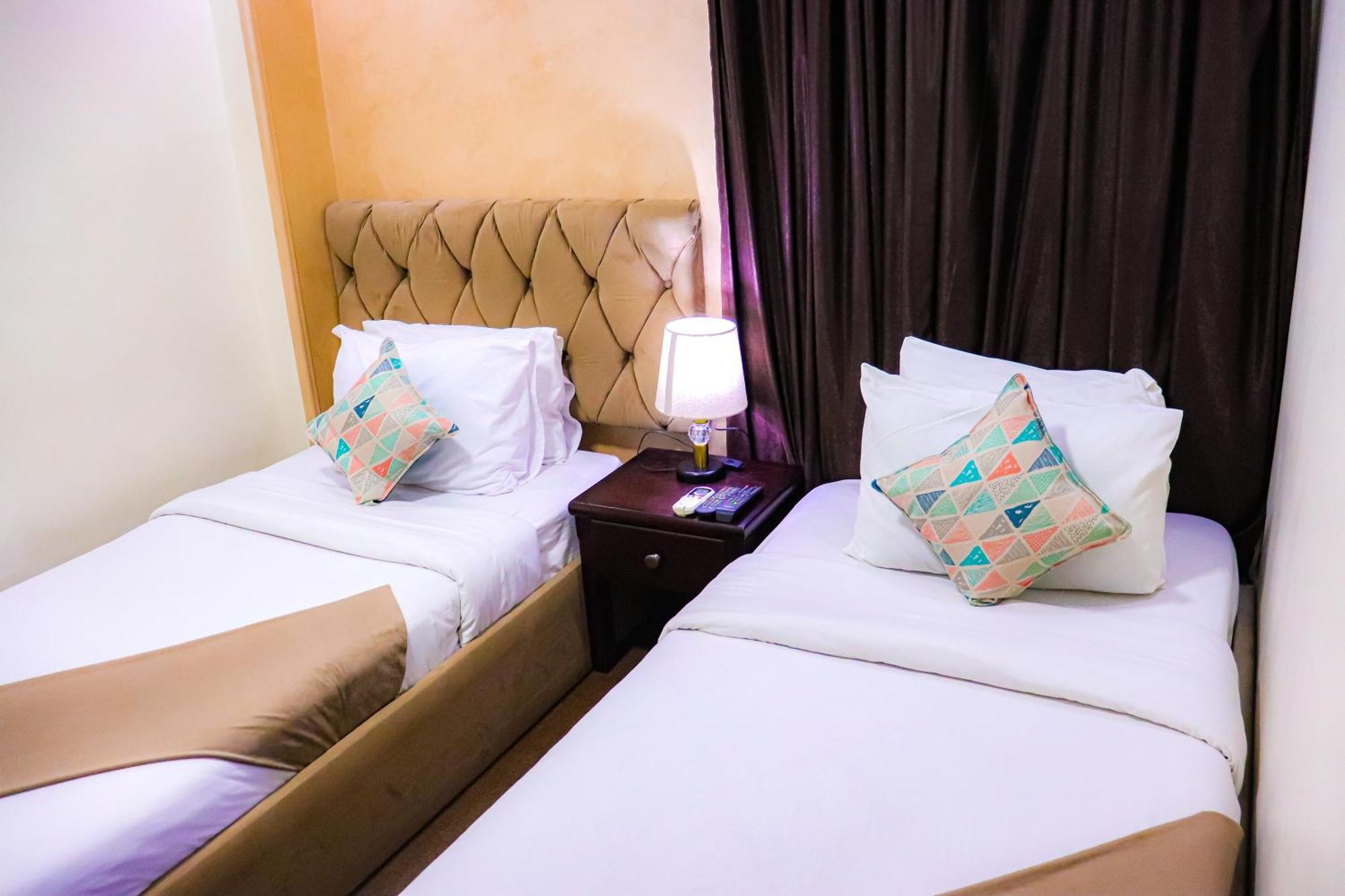 Golden Pyramids Inn Kafrat al Jabal Ngoại thất bức ảnh