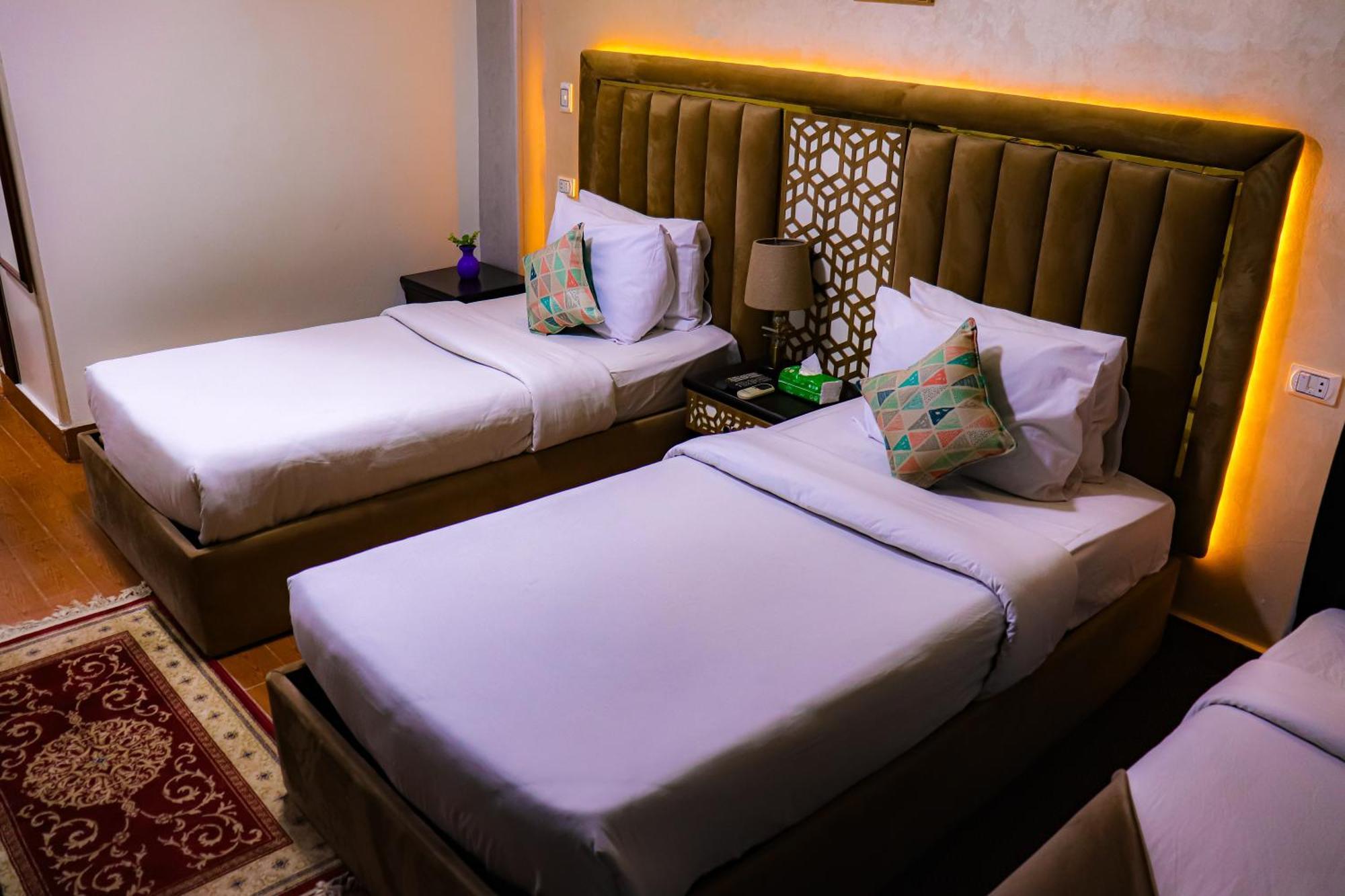 Golden Pyramids Inn Kafrat al Jabal Ngoại thất bức ảnh