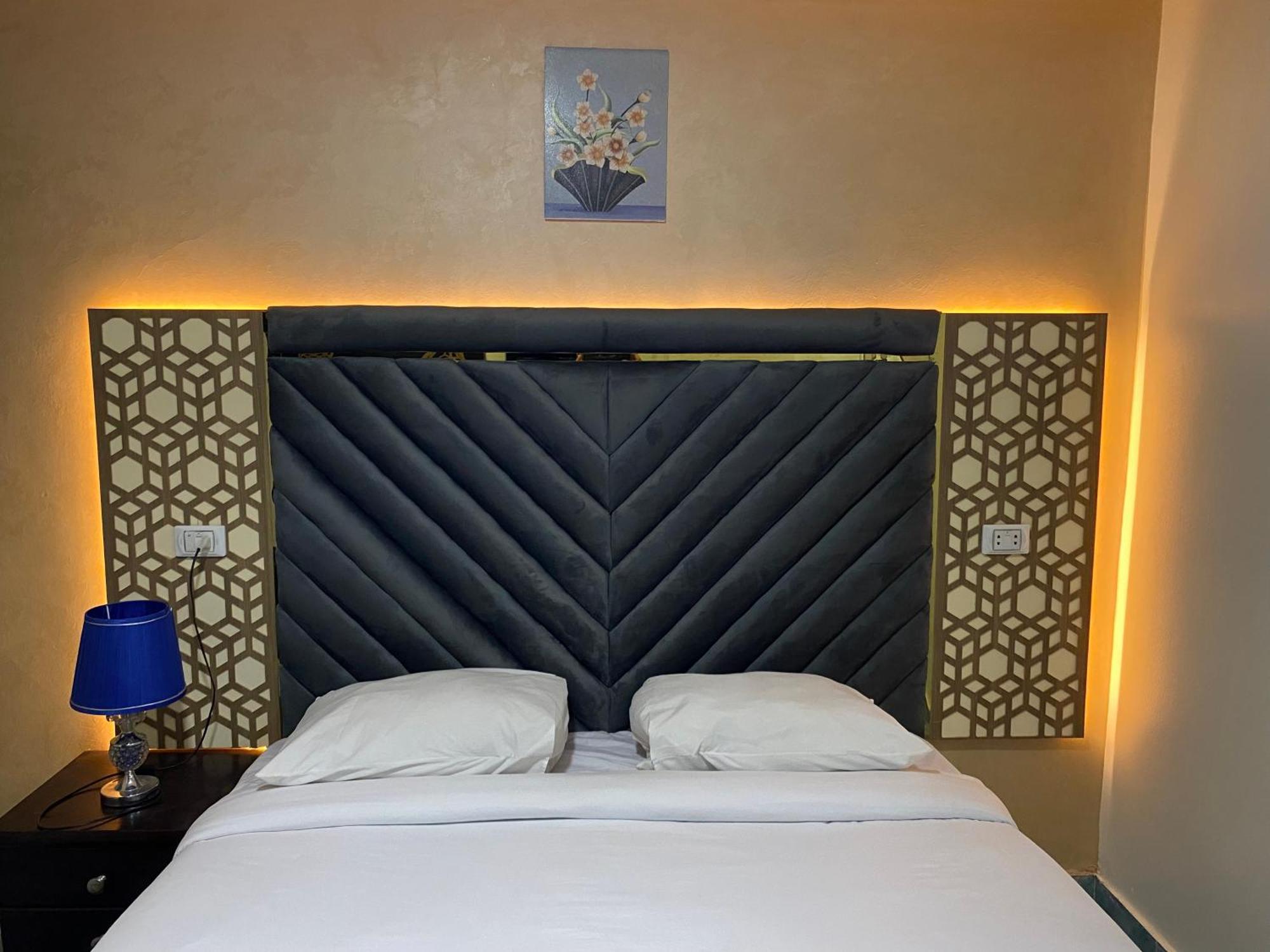 Golden Pyramids Inn Kafrat al Jabal Ngoại thất bức ảnh